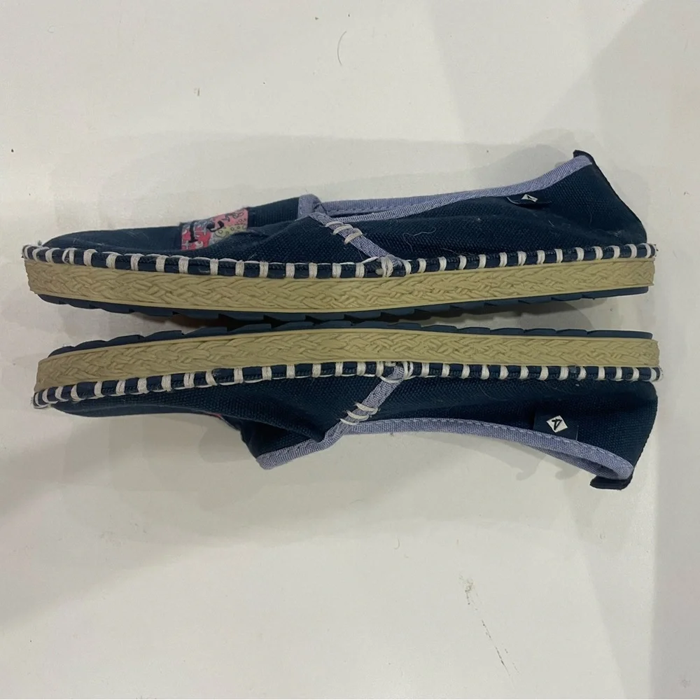 Vineyard Vines Kids Skysail Moccasins - Navy and Pink Whale Design